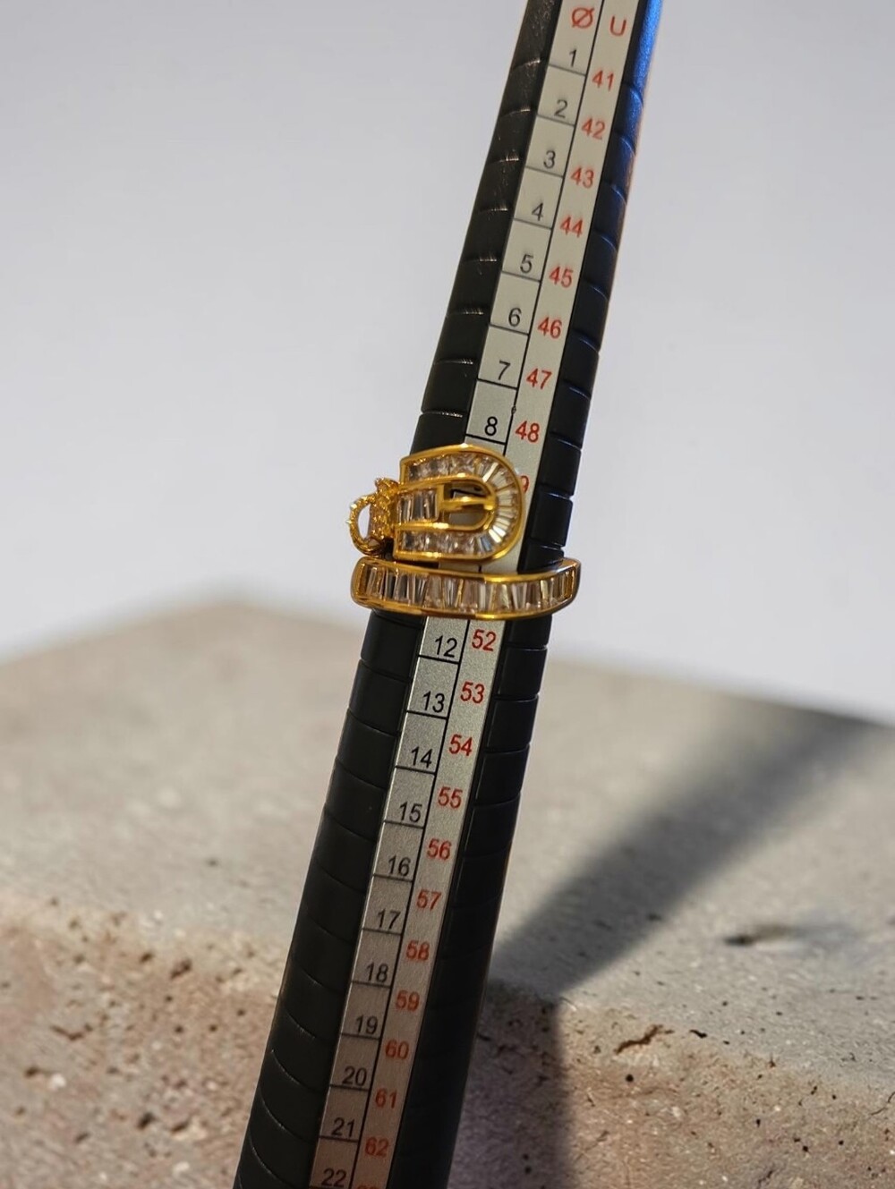 Eye candy NWT  Gold Baguette Buckle Ring with Clear Stones - Picture 4 of 4
